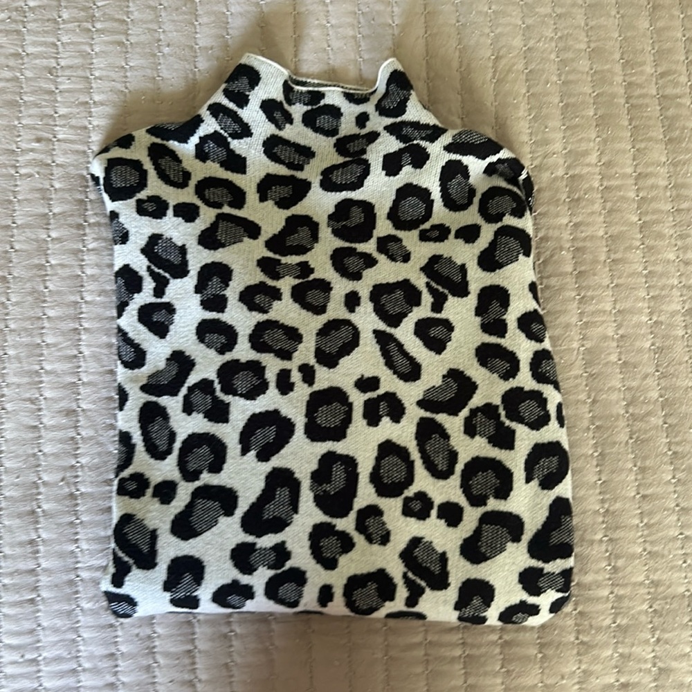 Women’s size small sweater